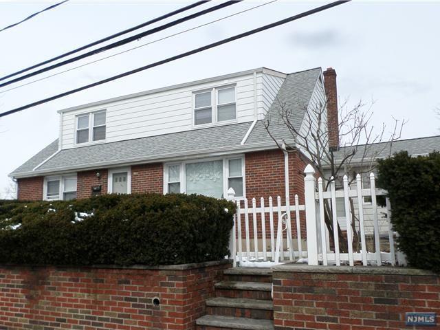 461 North Avenue - Photo 1