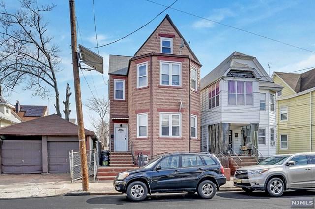 385 32nd Street - Photo 1