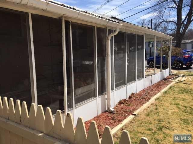 43 Travelo Drive - Photo 1