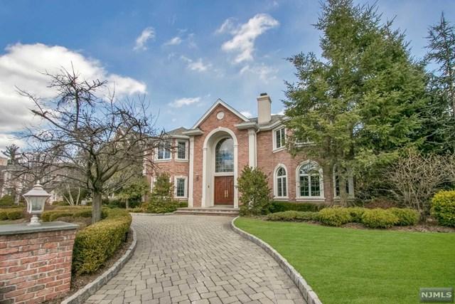 37 Lynn Drive - Photo 1