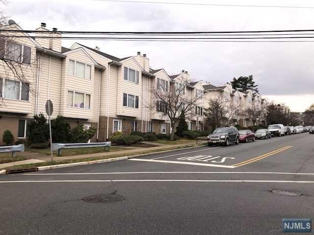 12 Westervelt Place - Photo 1