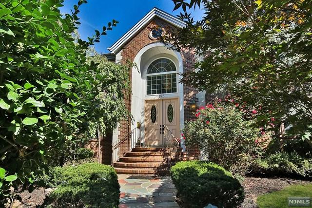 495 Summit Street - Photo 1