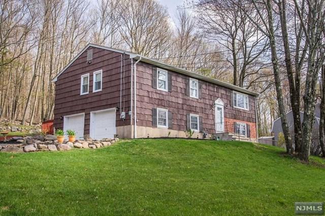 102 Wesley Drive - Photo 1