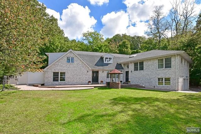 110 Garside Avenue - Photo 1