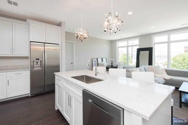 801 Palisade Avenue - Photo 1