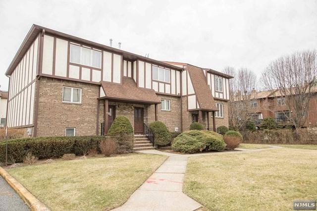 55 Canterbury Lane - Photo 1
