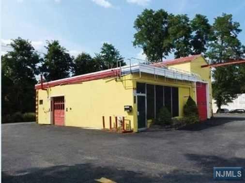 40 Franklin Turnpike - Photo 1