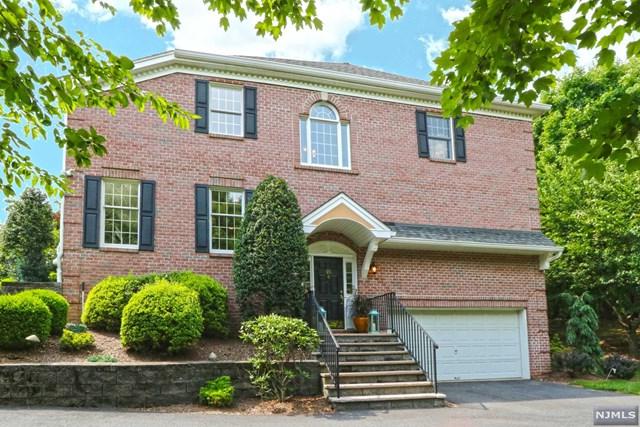 95 Spring Hill Circle - Photo 1