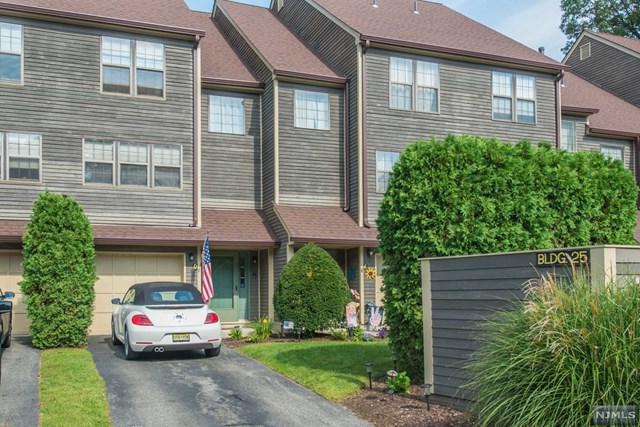 25 Foxboro Lane - Photo 1