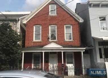 13 Rose Street - Photo 1