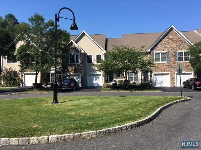 34 Rosewood Court - Photo 1