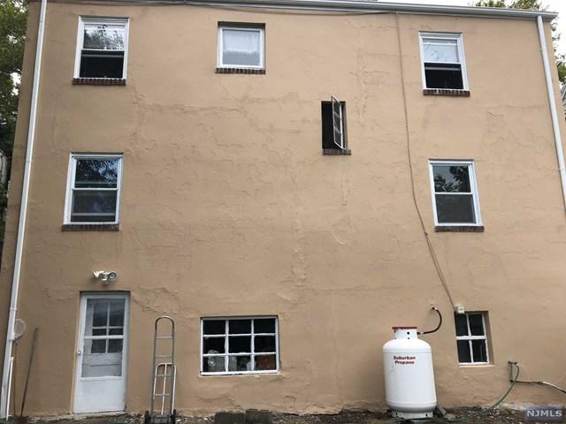 143 Bergen Boulevard - Photo 1