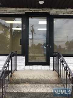 657 Lexington Avenue - Photo 1