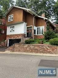 513 Winterburn Grove - Photo 1