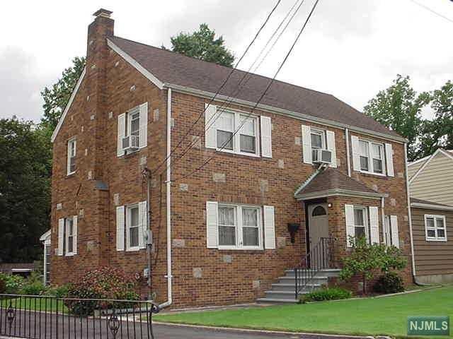 14 Sterling Place - Photo 1