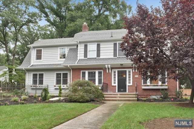 343 Monroe Street - Photo 1