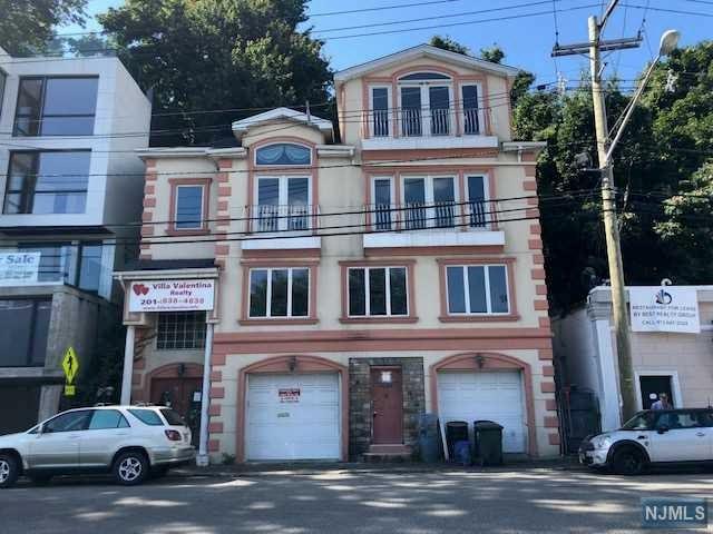 1080 River Road - Photo 1