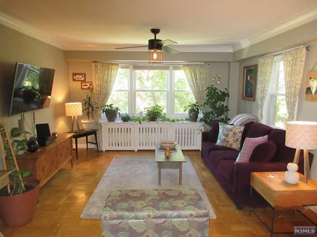 415 Claremont Avenue - Photo 1