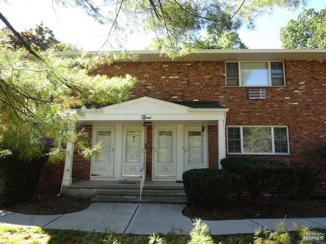 304 Washington Drive - Photo 1
