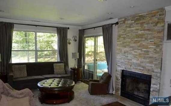 23 Eagles Notch Drive - Photo 1