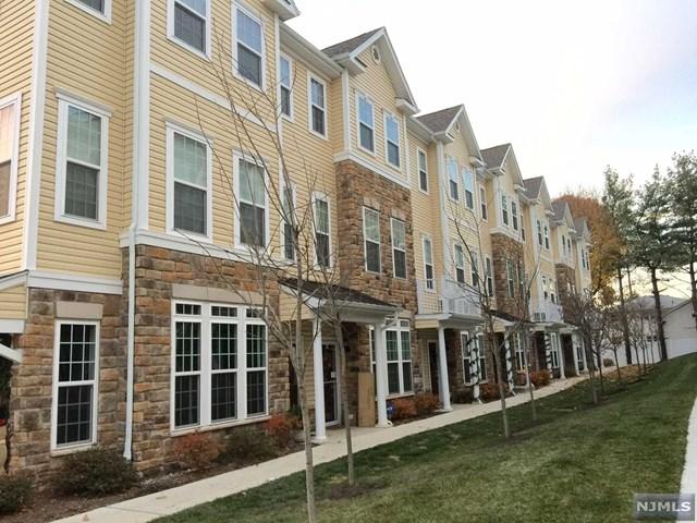 24 Clover Lane - Photo 1