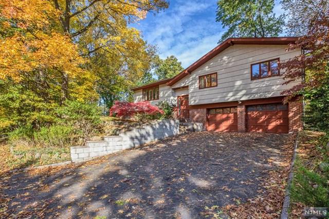 72 Ross Avenue - Photo 1