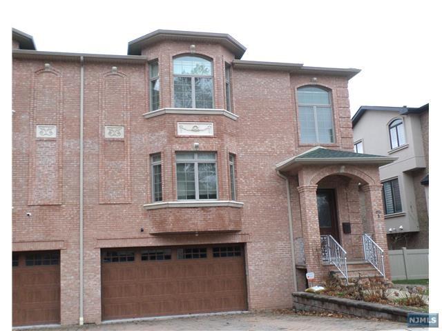 80 Oakdene Avenue - Photo 1