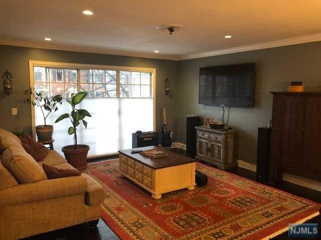 1186 Sycamore Lane - Photo 1