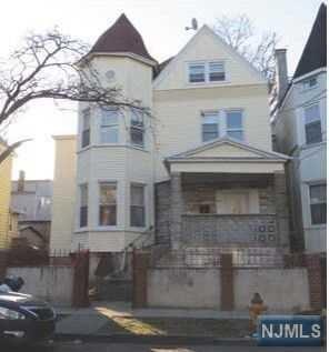 216-218 5th Street - Photo 1