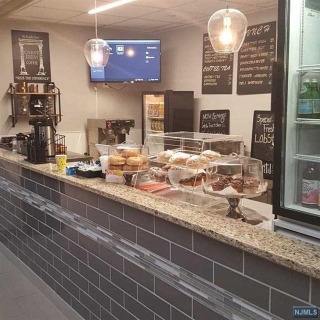 00 Plaza Drive - Photo 1