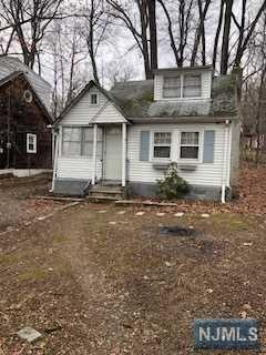 229 Ramapo Hills Boulevard - Photo 1