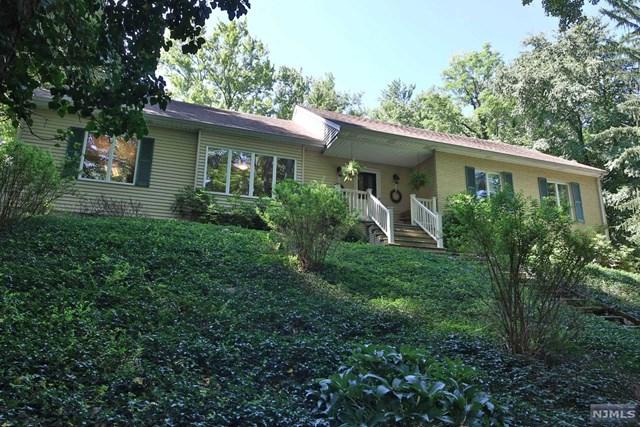 202 Maple Drive - Photo 1