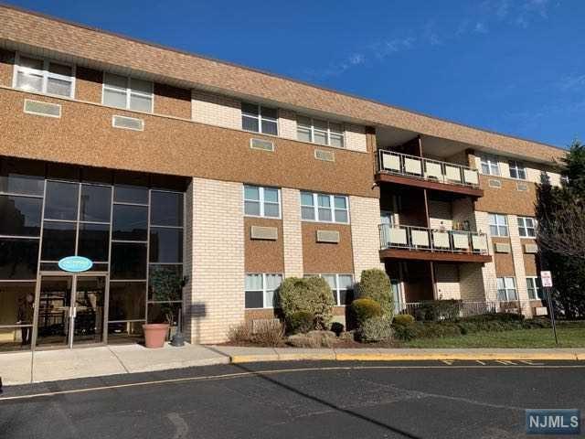 1111 River Road - Photo 1