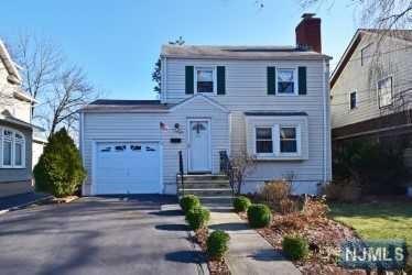 29 Lincoln Street - Photo 1