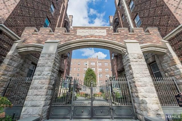 275 Engle Street - Photo 1