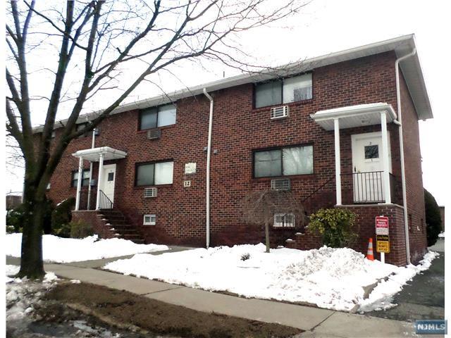 12 Saint Joseph Boulevard - Photo 1