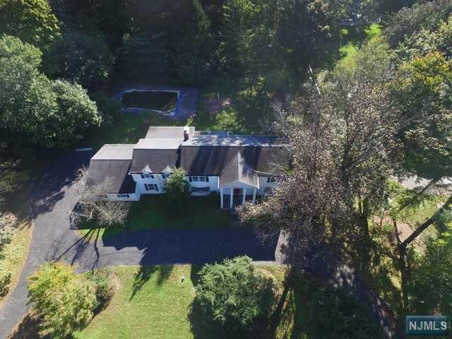 66 Fox Hedge Road - Photo 1