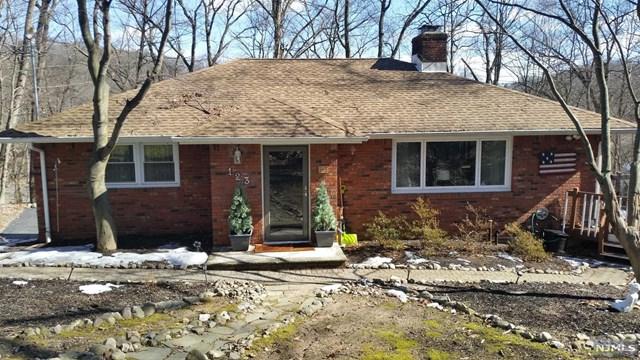 123 Hillside Drive - Photo 1