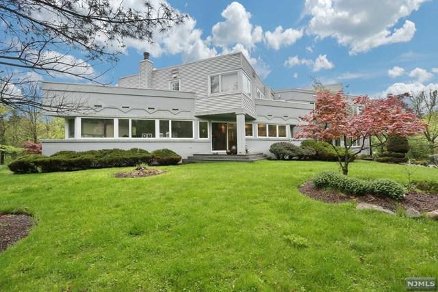 10 Meadow Lane - Photo 1