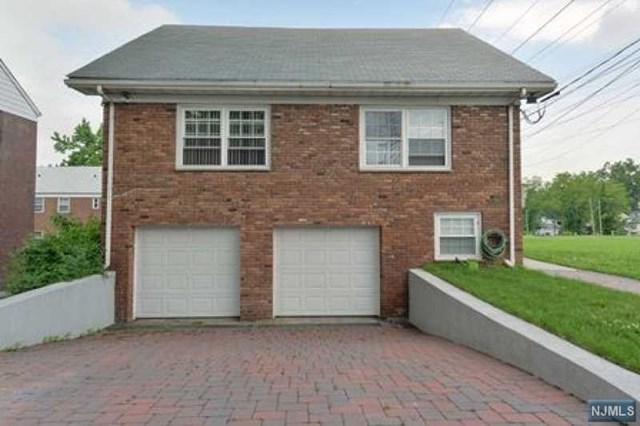 284 Adelaide Street - Photo 1