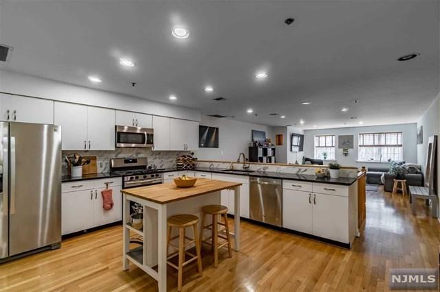 224 Hudson Street - Photo 1