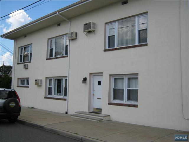 406 Rt 46 - Photo 1