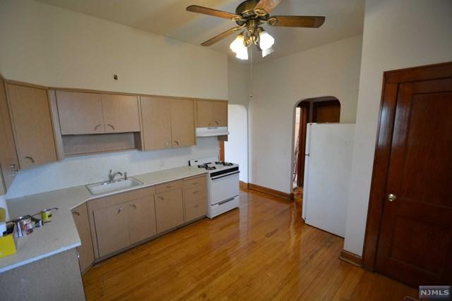 15 Faber Place - Photo 1