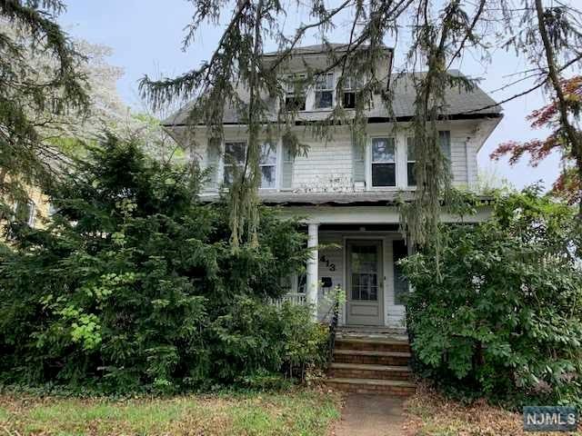 413 Warren Avenue - Photo 1