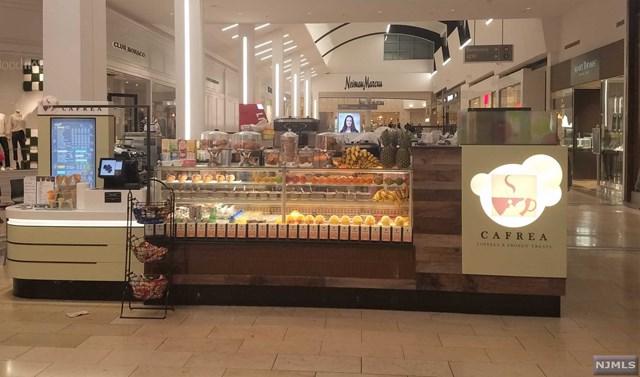 1 Garden State Plaza - Photo 1