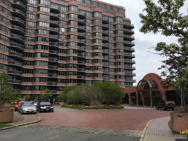 100 Winston Drive - Photo 1