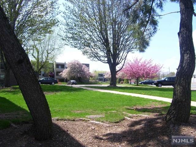 836 Main Street - Photo 1