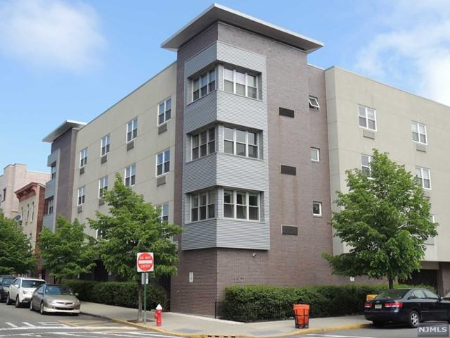 5501 Hudson Avenue - Photo 1
