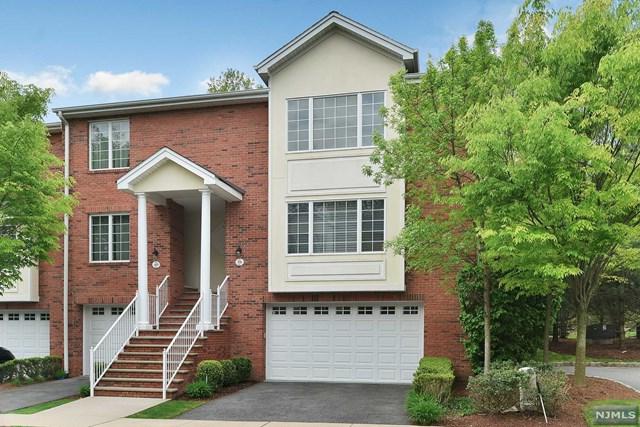 38 Skymark Court - Photo 1