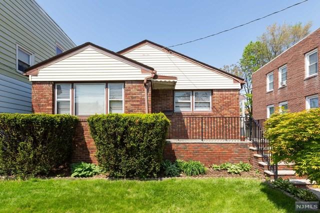 31 Cedar Hill Avenue - Photo 1